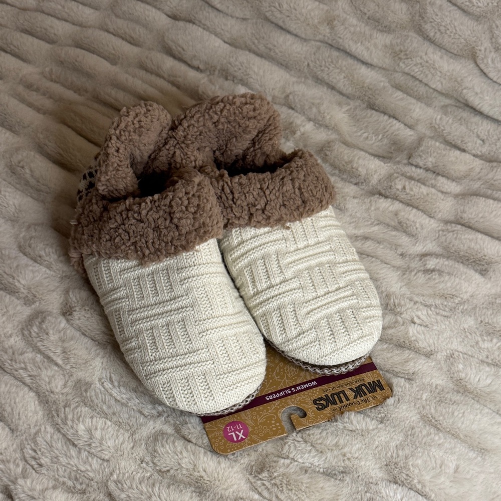 Muk Luks Cream Knit Women's Slippers
